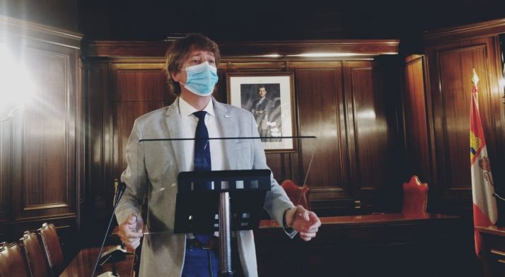 Mínguez aboga por buscar el equilibrio entre salvaguardar la salud y recuperar cierta normalidad 