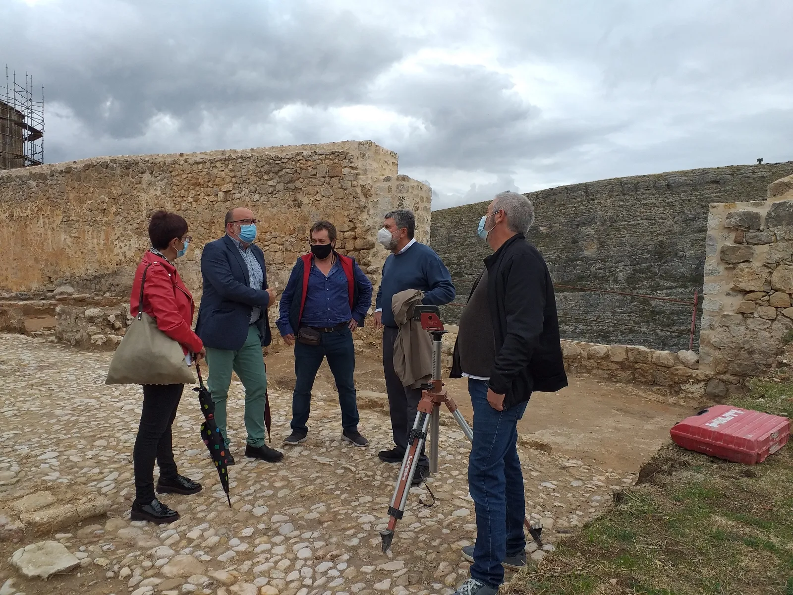 Foto 9 - Latorre destaca el compromiso del Gobierno con el castillo de Berlanga