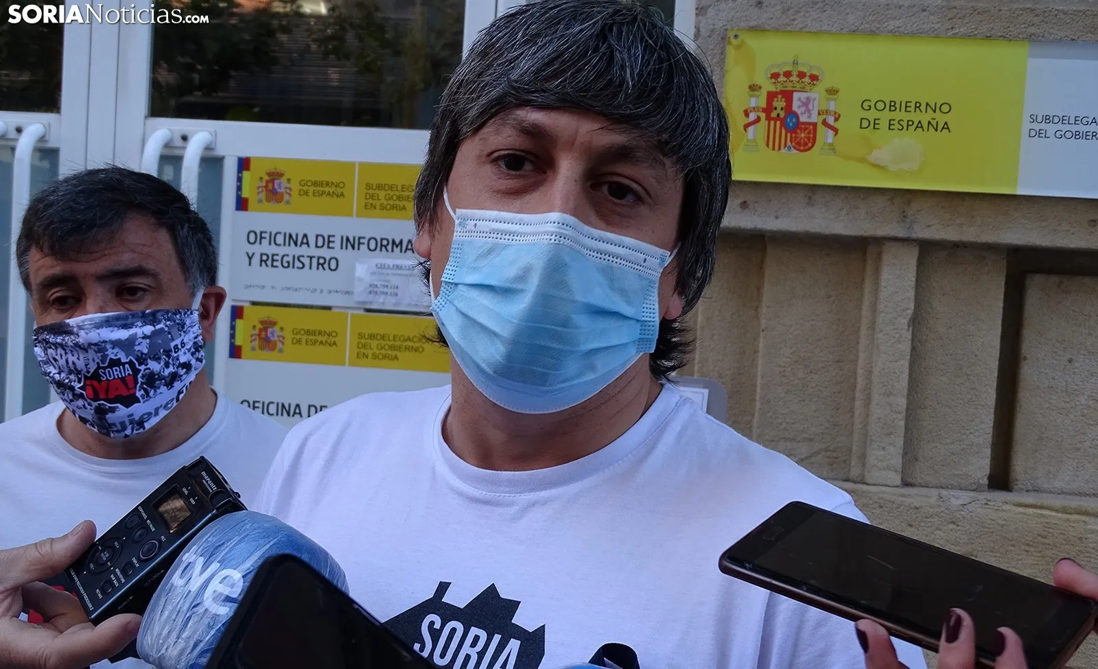 Nacho Palomar, portavoz de la plataforma este miércoles ante la sede de la Subdelegación. /SN