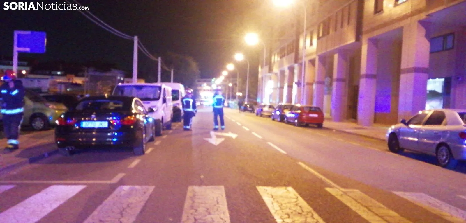 Foto 11 - AMPLIACI&Oacute;N: La Polic&iacute;a Nacional desaloja el bar Vela por una amenaza de bomba