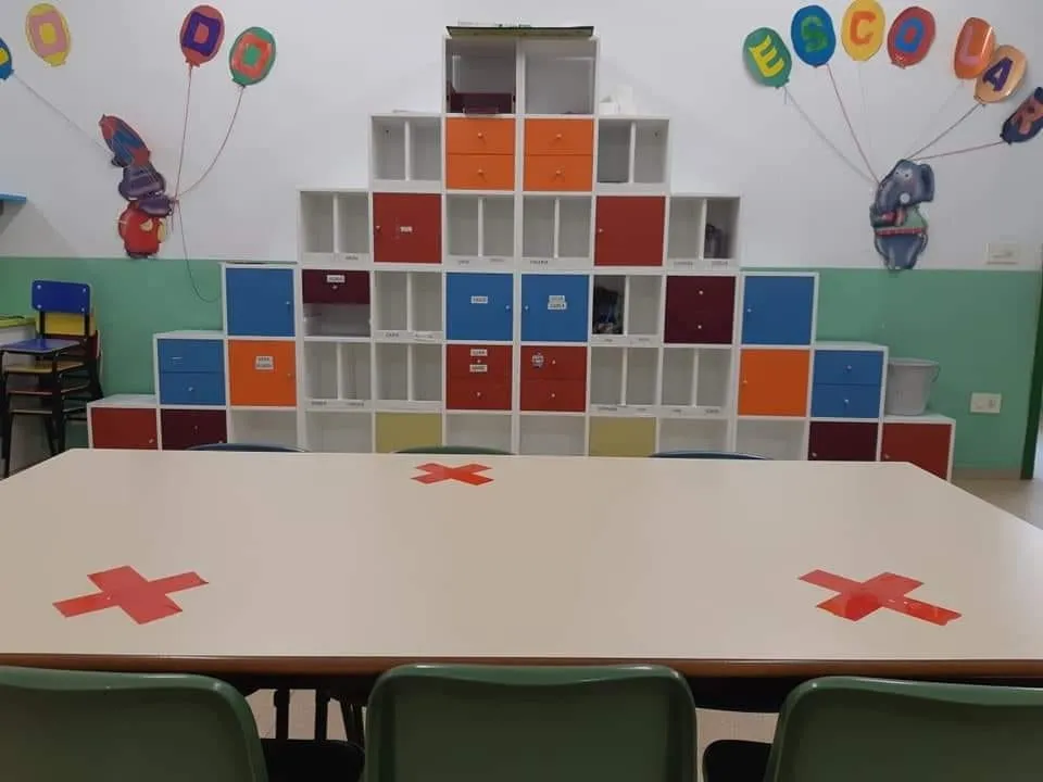 El CEIP Manuela Peña de Covaleda muestra en Facebook cómo se prepara para el próximo curso. 
