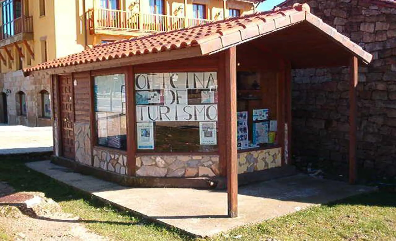 Foto 2 - Bajan las visitas a las oficinas de turismo provinciales en agosto