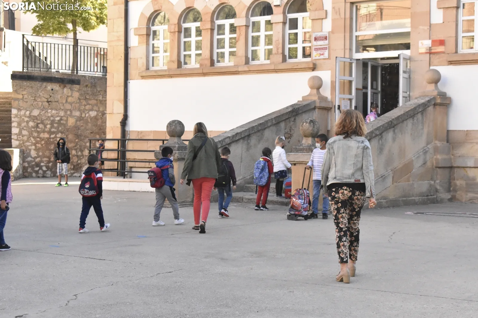 Primer día de cole en el CEIP La Arboleda.