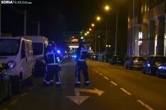 Foto 9 - AMPLIACI&Oacute;N: La Polic&iacute;a Nacional desaloja el bar Vela por una amenaza de bomba