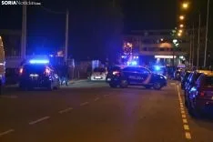 Foto 6 - AMPLIACI&Oacute;N: La Polic&iacute;a Nacional desaloja el bar Vela por una amenaza de bomba