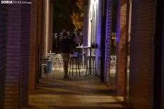 Foto 4 - AMPLIACI&Oacute;N: La Polic&iacute;a Nacional desaloja el bar Vela por una amenaza de bomba