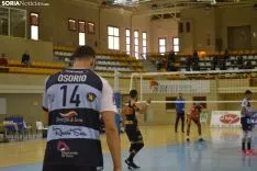 Una imagen del encuentro esta tarde en el pabellón de Los Pajaritos. /SN