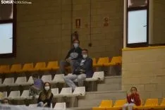 Una imagen del encuentro esta tarde en el pabellón de Los Pajaritos. /SN