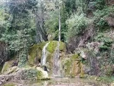 Foto 4 - La cascada de la Toba luce espectacular a la espera de las primeras lluvias del oto&ntilde;o