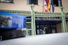 Miguel Latorre acompañado por el Inspector Jefe de la Policía Nacional, Emilio Moya Prada, y al Teniente Coronel de la Comandancia de la Guardia Civil, Andrés Velarde. María Ferrer