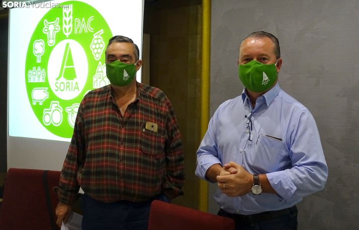 Donaciano Dujo (izda.) y Carmelo Gómez, este jueves. /SN