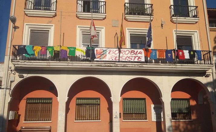 La balconada del ayuntamiento borobiano. 