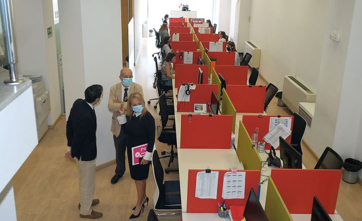 Igea agradece la labor de los profesionales del 012, cuya actividad se ha duplicado en el último año