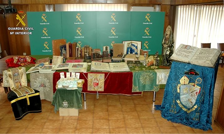 Los objetos recuperados por la Guardia Civil. /GC