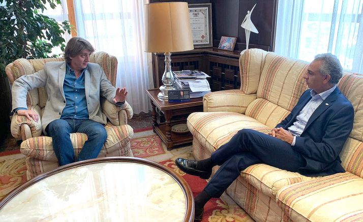 El presidente del Numancia presenta al alcalde de Soria el nuevo proyecto del Numancia 2020-2021