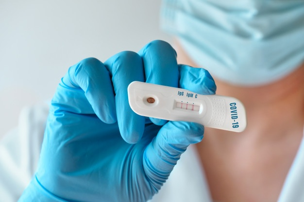 Vacunación, cribados y estudios de seroprevalencia para hacer frente al Coronavirus