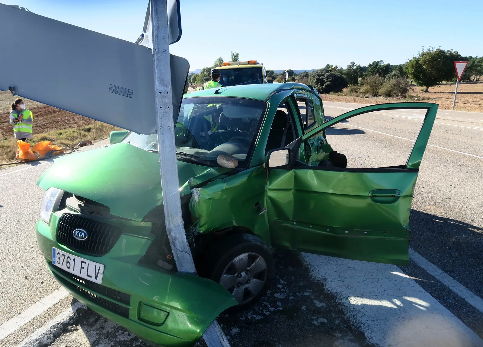 Foto 2 - ACTUALIZACI&Oacute;N: Fallece una vecina de Madrid en un accidente de tr&aacute;fico ocurrido en el cruce de Berlanga de Duero
