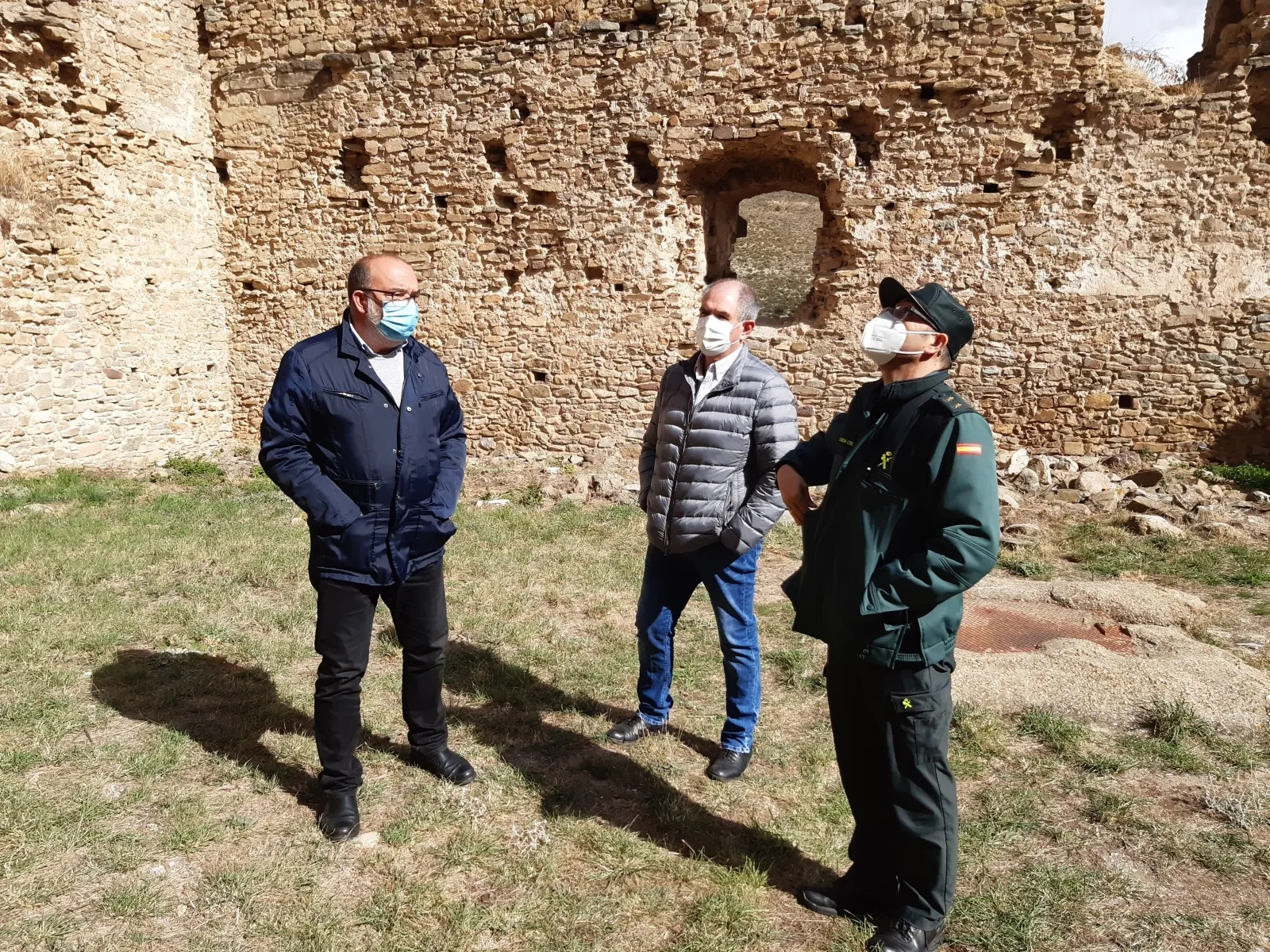Una imagen de la visita en el interior del castillo. /SdG