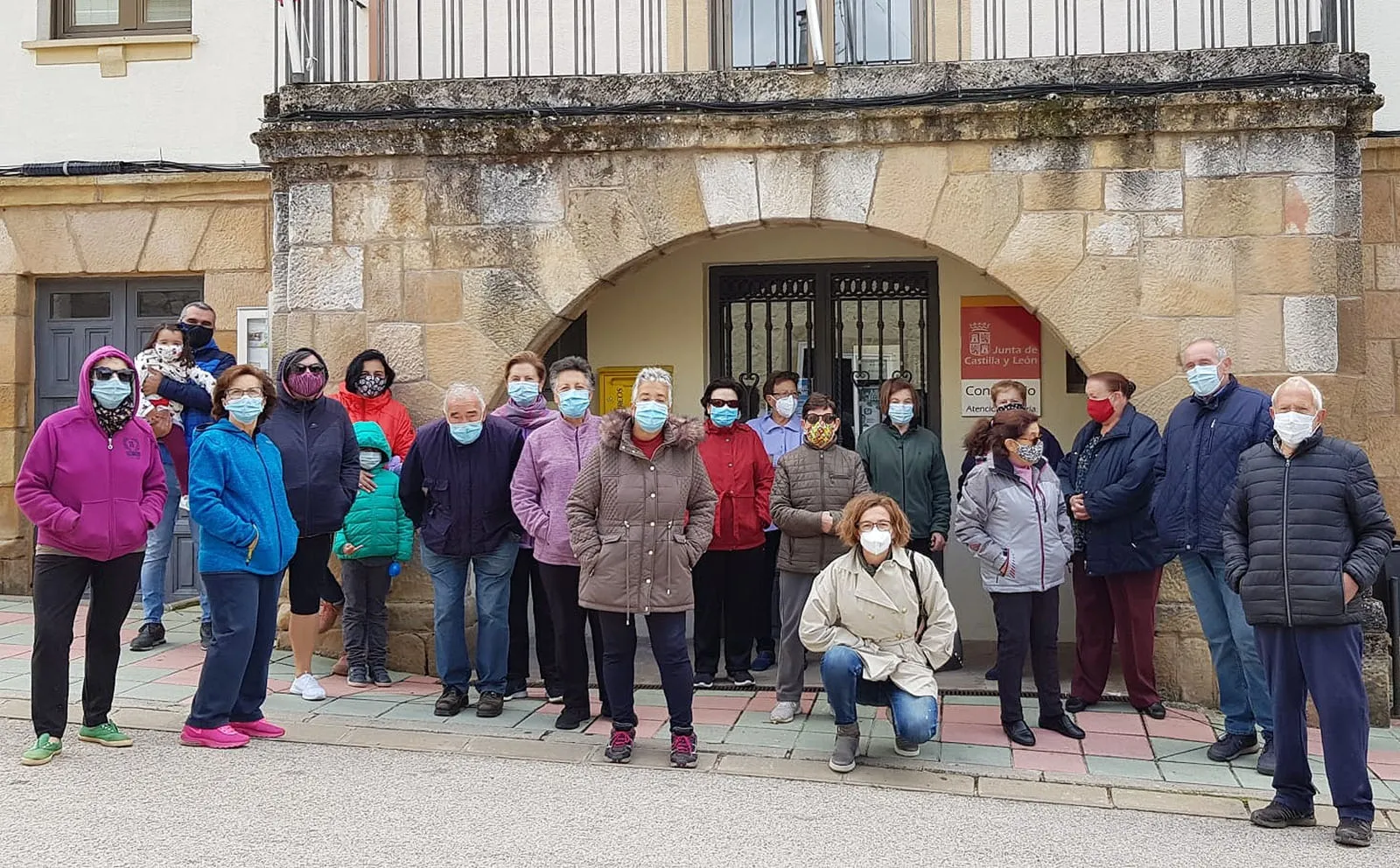Foto 2 - Valoraci&oacute;n positiva a las concentraciones por la sanidad rural del 3 de octubre 