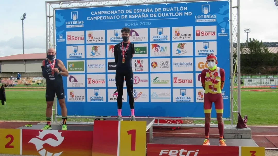 Foto 2 - Sara Loher y Pello Osoro, campeones de Espa&ntilde;a de Duatl&oacute;n MD
