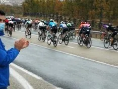 Foto 12 - Vuelta a Espa&ntilde;a: Dan Martin gana en Soria en la in&eacute;dita subida a la Laguna Negra