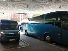 Maletas y microbus de la línea Soria - Valladolid.