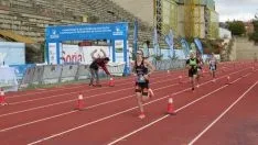 Salida carrera femenina. /FETRISoria.