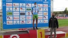 Maillot Loterías masculino. /FETRISoria.