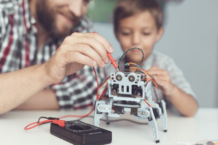 Los docentes de Castilla y León se formarán para integrar las competencias digitales en las aulas