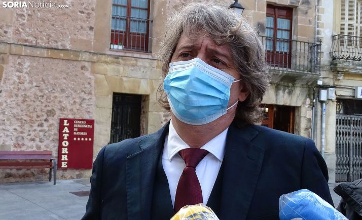 El alcalde pide más fondos covid para seguir primando la protección social