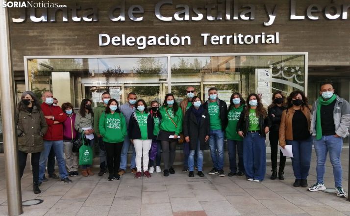 Piden la dimisión de la consejera y del director provincial de Educación