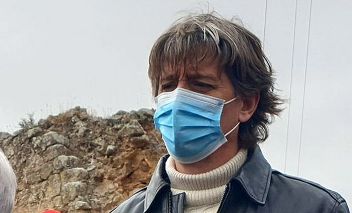 Carlos Martínez Mínguez, este martes en su visita a las actuaciones en la muralla de Soria. 