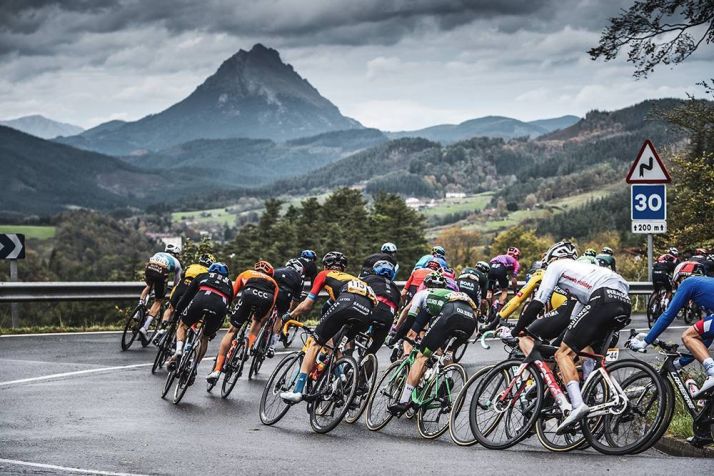Una Vuelta descafeinada llega hoy a Soria desde una Navarra confinada 