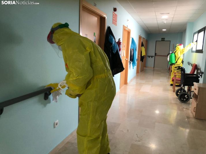 El PSOE califica como insuficiente el informe de residencias de la Junta