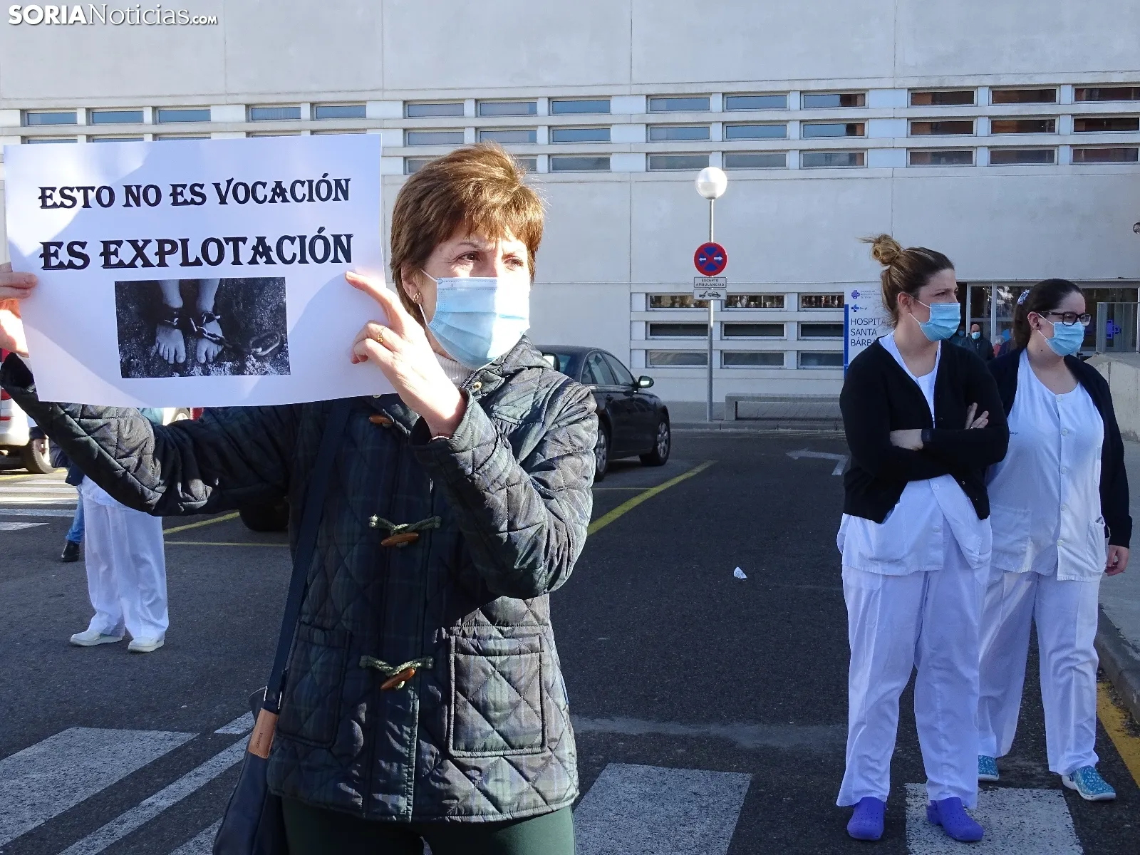 Una imagen de la concentración hoy ante el Santa Bárbara
