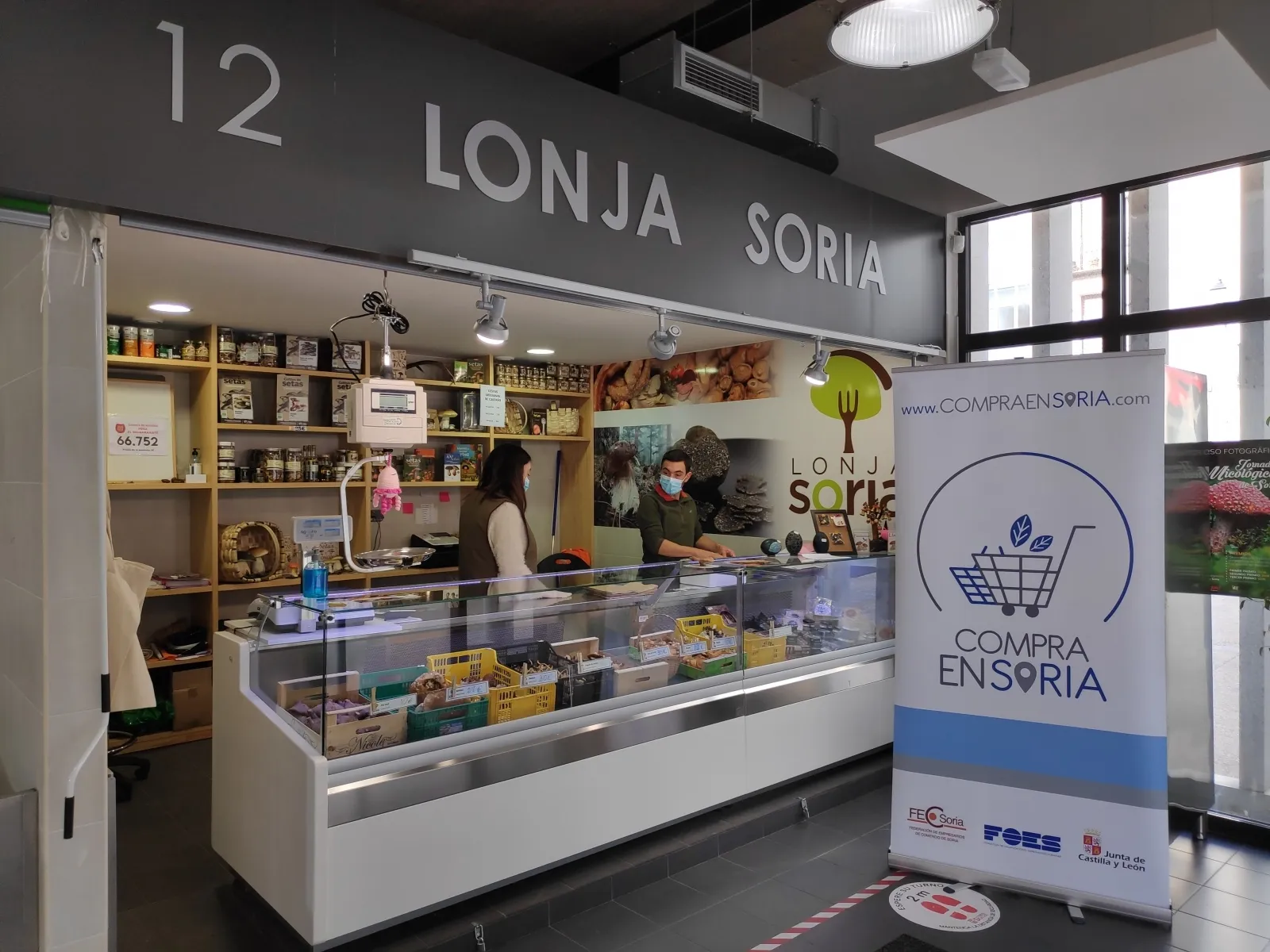 Foto 2 -  El consumidor soriano puede contribuir a salvar el comercio local realizando sus compras en compraensoria.com
