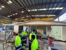 Foto 3 - FOES y Cortabitarte forman a 14 alumnos en montaje de construcciones de madera e insertan laboralmente al menos, al 50%