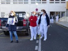 Una imagen de la concentración hoy ante el Santa Bárbara