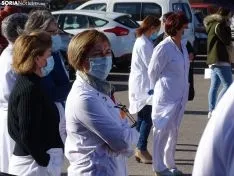 Una imagen de la concentración hoy ante el Santa Bárbara