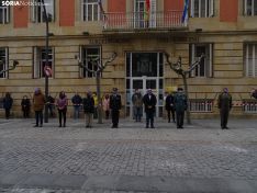 Una imagen de la concentración hoy frente a la sede del Gobierno de España en Soria. /SN