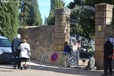 Una imagen del cementerio del Espino este domingo, 1 de noviembre. /SN