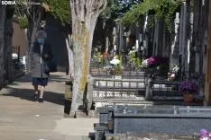 Una imagen del cementerio del Espino este domingo, 1 de noviembre. /SN