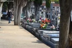 Una imagen del cementerio del Espino este domingo, 1 de noviembre. /SN