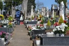 Una imagen del cementerio del Espino este domingo, 1 de noviembre. /SN
