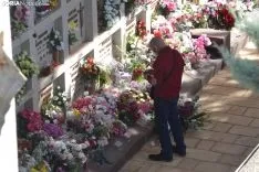 Una imagen del cementerio del Espino este domingo, 1 de noviembre. /SN
