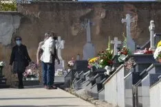 Una imagen del cementerio del Espino este domingo, 1 de noviembre. /SN