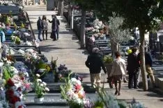 Una imagen del cementerio del Espino este domingo, 1 de noviembre. /SN