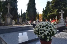 Una imagen del cementerio del Espino este domingo, 1 de noviembre. /SN