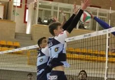 Foto 7 - L&acute;Illa Grau se reivindica en Soria y gana 1-3