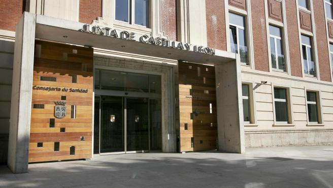 Los trabajadores de Sacyl denuncian el mayor atropello contra sus derechos en plena pandemia